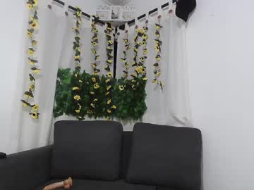 Rose_Magic06 May 17, 2025 Chaturbate stream image