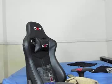 Curtis_Blake May 18, 2025 Chaturbate stream image