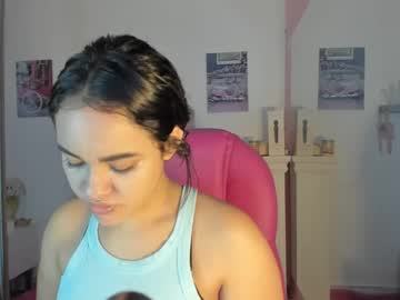 Antonellakling_ May 18, 2025 Chaturbate stream image
