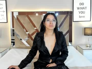Madhelinne May 18, 2025 Chaturbate stream image