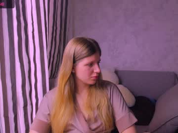 Kirraa_ May 18, 2025 Chaturbate stream image
