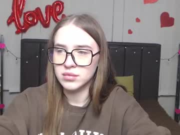 Laurahlot May 18, 2025 Chaturbate stream image