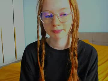 Fire_Luna May 18, 2025 Chaturbate stream image