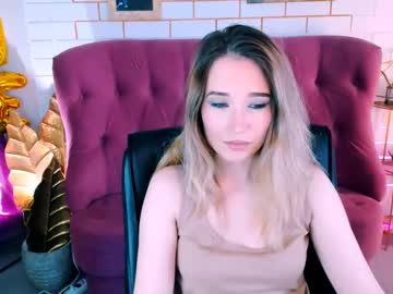 Islaroot May 18, 2025 Chaturbate stream image