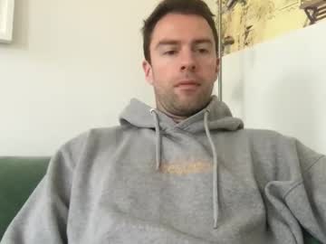 Hellolucas69 May 18, 2025 Chaturbate stream image