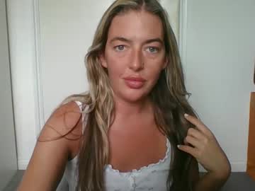 Rubyredxxxoxxx May 18, 2025 Chaturbate stream image