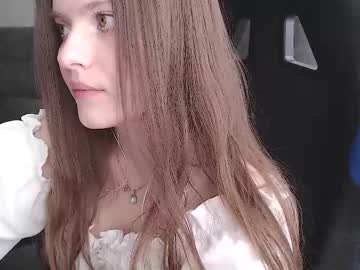 Elfy___ May 18, 2025 Chaturbate stream image
