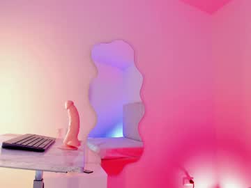 Tinacurly May 18, 2025 Chaturbate stream image