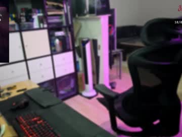 32plus May 18, 2025 Chaturbate stream image