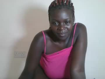 Darkberry24 May 18, 2025 Chaturbate stream image