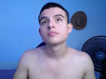 Invincible2002 May 18, 2025 Chaturbate stream image