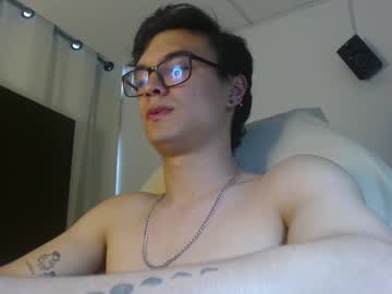 Taurus4k May 18, 2025 Chaturbate stream image