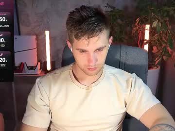 Kochka25 May 18, 2025 Chaturbate stream image