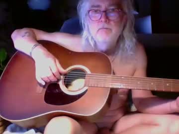 Amberr11 May 18, 2025 Chaturbate stream image
