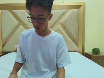 Austinreeds May 19, 2025 Chaturbate stream image