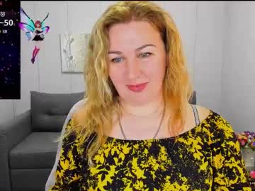 Lili_Crossi May 19, 2025 Chaturbate stream image