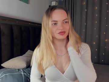 Elgaflowers May 19, 2025 Chaturbate stream image