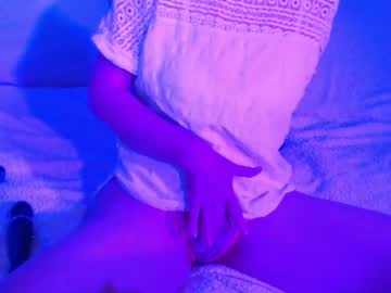 Heavenlykiss May 19, 2025 Chaturbate stream image