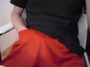 Hornygermancollegeboy0 May 19, 2025 Chaturbate stream image