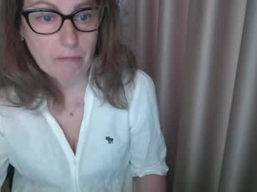 Lauraoven1 stream photo from May 19, 2025