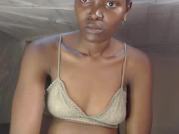 Ebonykamar336042 May 19, 2025 Chaturbate stream image