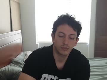 Danruiz33 May 19, 2025 Chaturbate stream image