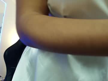 Kyra_Fox_ May 19, 2025 Chaturbate stream image