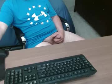 Thumper696941914 May 19, 2025 Chaturbate stream image