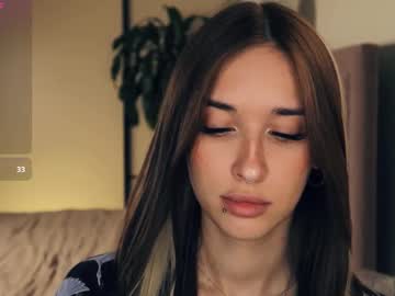 Harriethudson May 19, 2025 Chaturbate stream image
