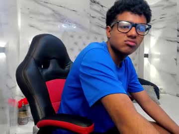 Bruno_Blaze May 19, 2025 Chaturbate stream image