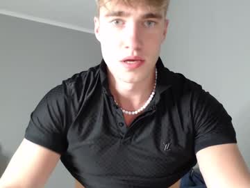 Megamaxxxl May 19, 2025 Chaturbate stream image