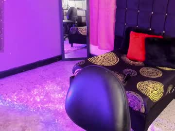 Renatawilsom May 20, 2025 Chaturbate stream image