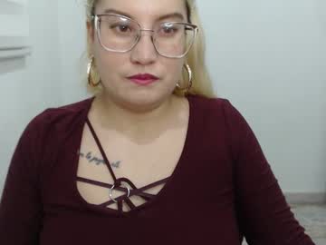Isabellahunt1 May 20, 2025 Chaturbate stream image