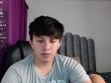 Cutesmith_04 May 20, 2025 Chaturbate stream image