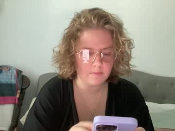 Angeloflight273360 May 20, 2025 Chaturbate stream image