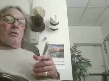 Iwatcheral1 May 20, 2025 Chaturbate stream image