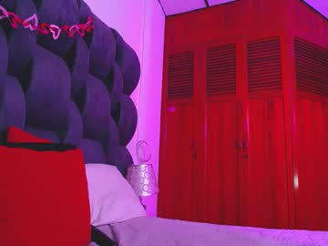Cutelaura1 May 20, 2025 Chaturbate stream image