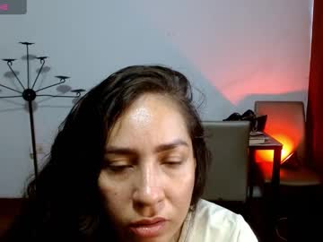 Goddessnahi stream photo from May 20, 2025