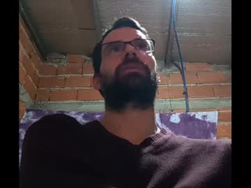Banana_Argen_15 stream photo from May 21, 2025