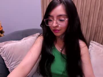 Eva_Macalliter May 21, 2025 Chaturbate stream image