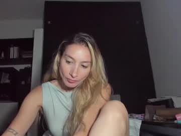 Danikrosse May 21, 2025 Chaturbate stream image