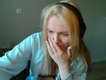 Lily_Sunx May 21, 2025 Chaturbate stream image