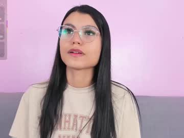 Eliana_09 May 21, 2025 Chaturbate stream image