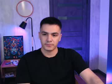 Arturmelrose May 21, 2025 Chaturbate stream image
