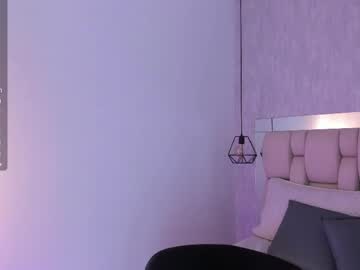 Roxie_Summers May 21, 2025 Chaturbate stream image