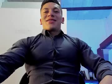 Aquiles_51 May 21, 2025 Chaturbate stream image