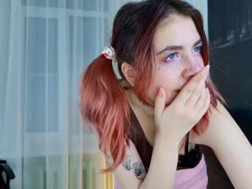 Flora_Florenzi May 21, 2025 Chaturbate stream image