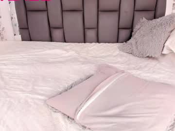 Joyce_Park_ May 21, 2025 Chaturbate stream image