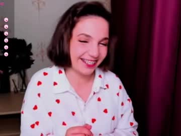 Kindhazelhere_ May 22, 2025 Chaturbate stream image