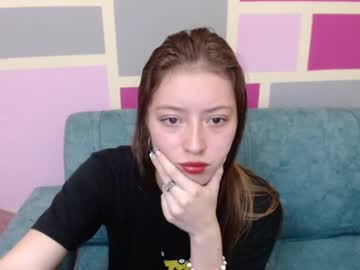 Shelsyzevee_ May 22, 2025 Chaturbate stream image